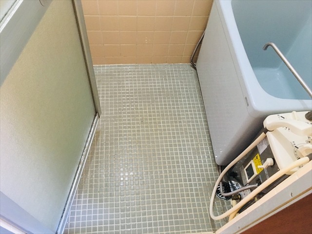 浴室での孤独死の特殊清掃 初期対応で済んだ事例-作業後画像